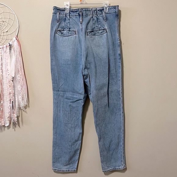 american eagle highest waist mom jean - Picture 12 of 12